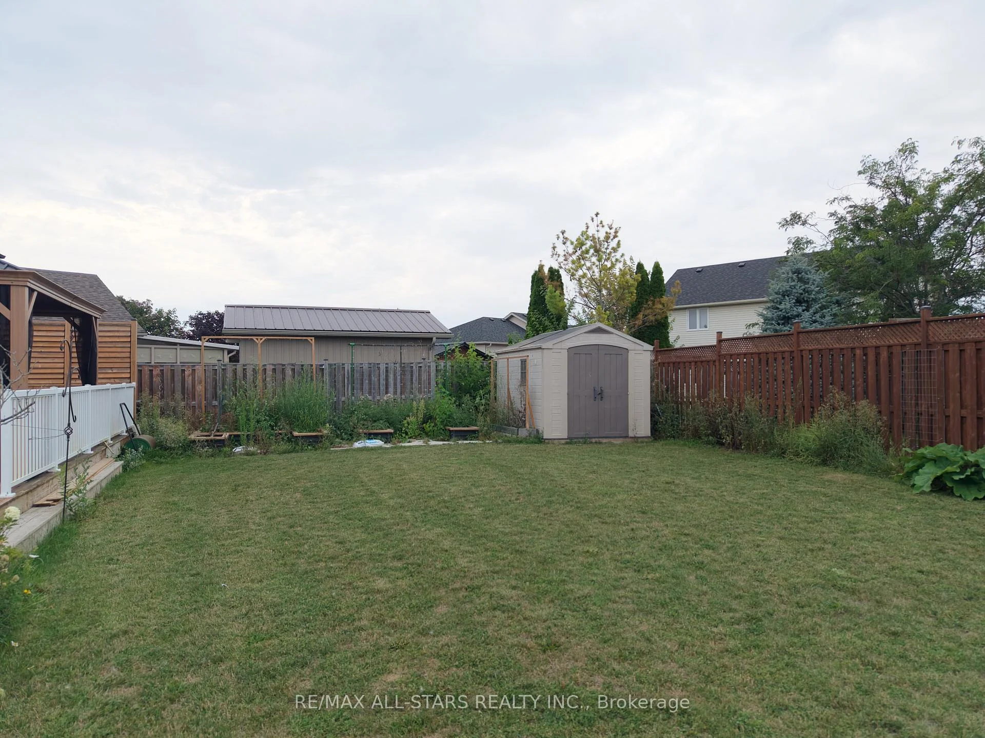Photo 12 of 65 Liam Street, Kawartha Lakes, Lindsay — HOMEH