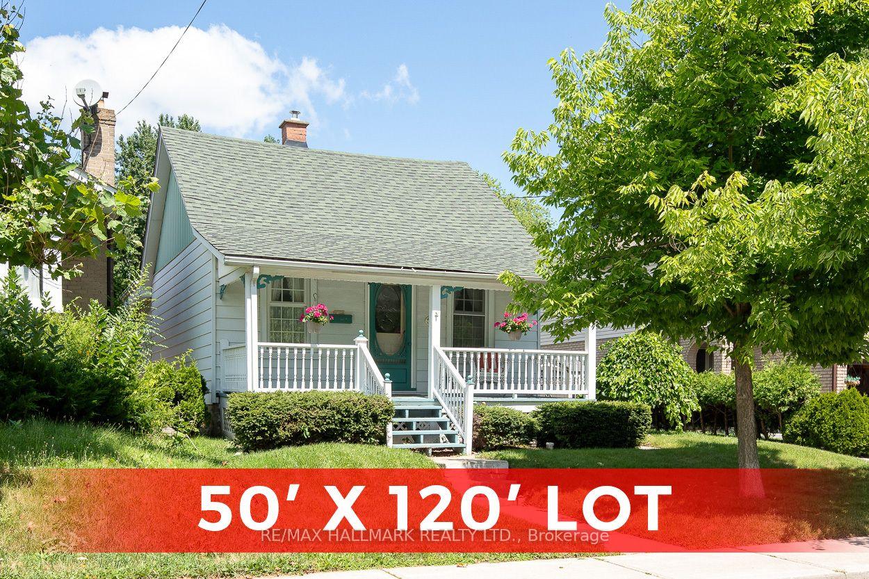 Photo 1 of 40 Pinegrove Avenue, Scarborough, Birchcliffe-Cliffside — HOMEH