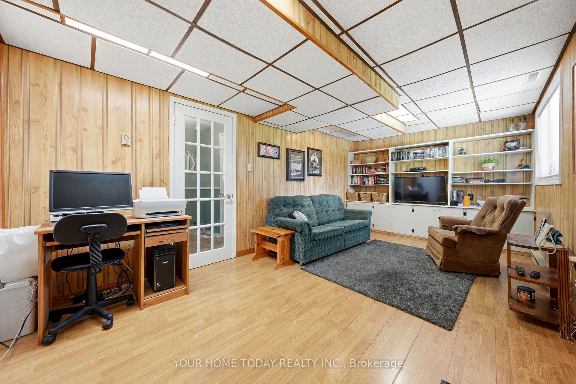 Photo 16 of 10 Marilyn Crescent, Halton Hills, Georgetown — HOMEH