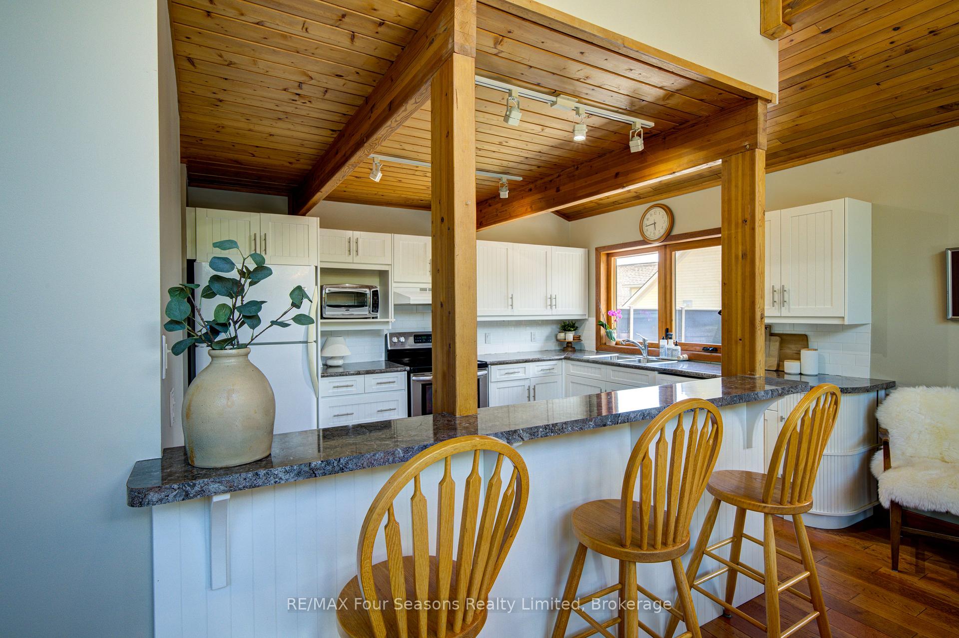 Photo 26 of 141 Jozo Weider Boulevard, Blue Mountains — HOMEH
