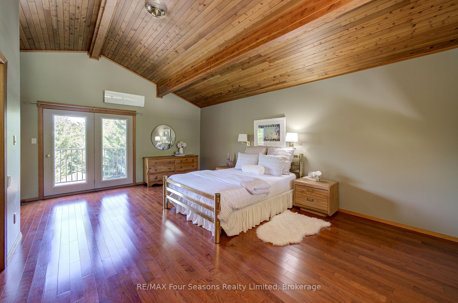 Photo 34 of 141 Jozo Weider Boulevard, Blue Mountains — HOMEH