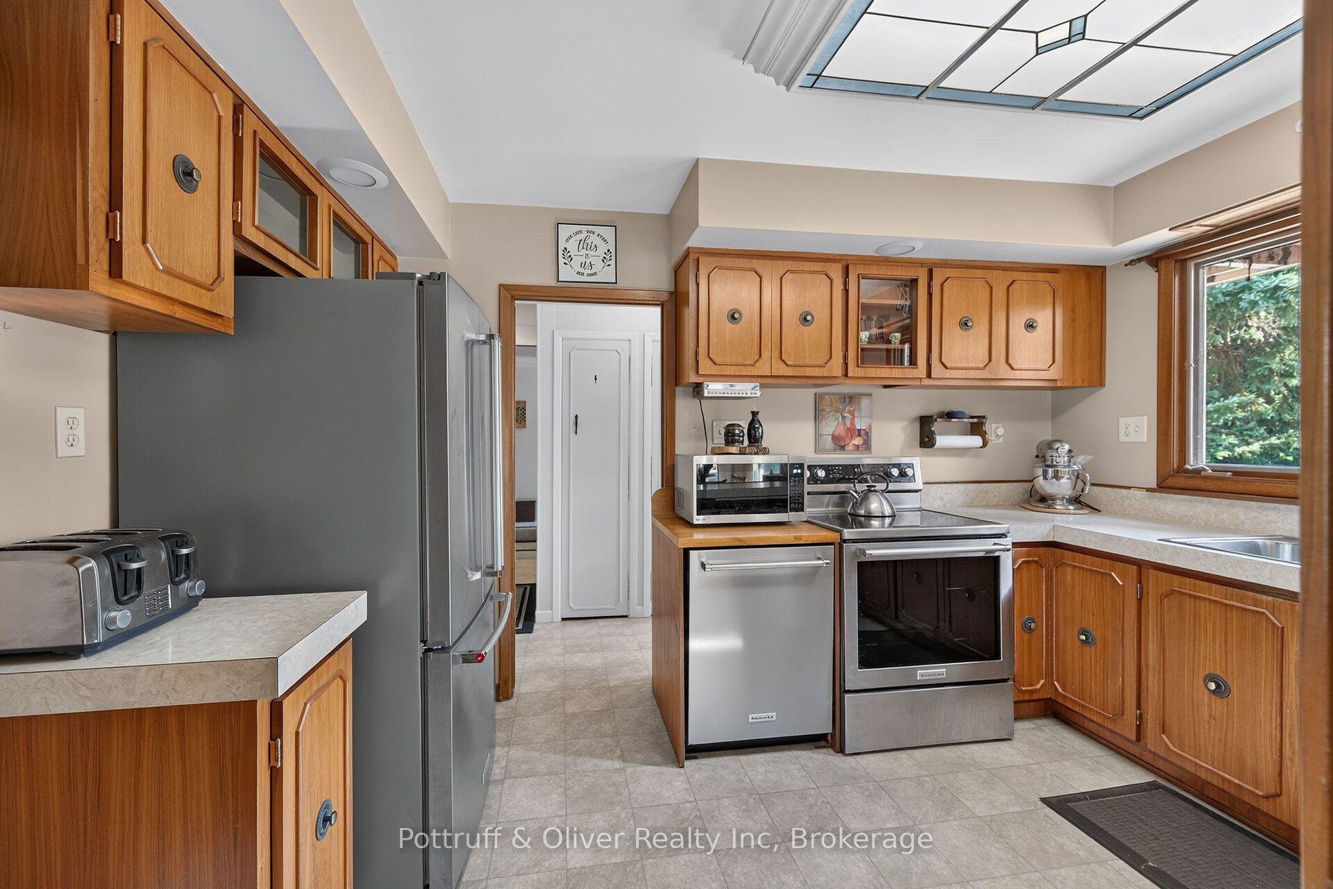 Photo 17 of 1431 Fletcher Road, Hamilton, Rural Glanbrook — HOMEH