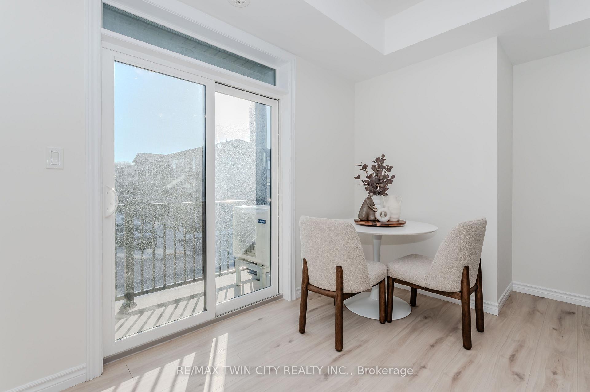 Photo 7 of 22 Lomond Lane, Kitchener, Huron Park — HOMEH