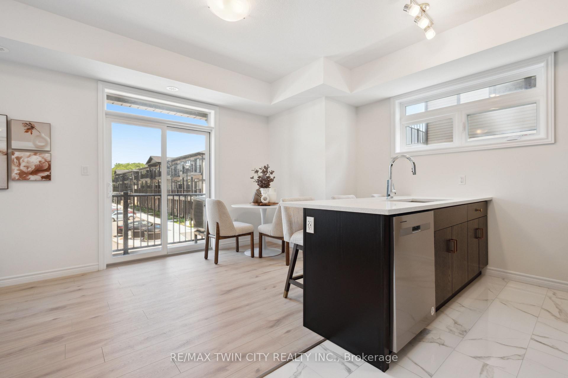 Photo 21 of 22 Lomond Lane, Kitchener, Huron Park — HOMEH