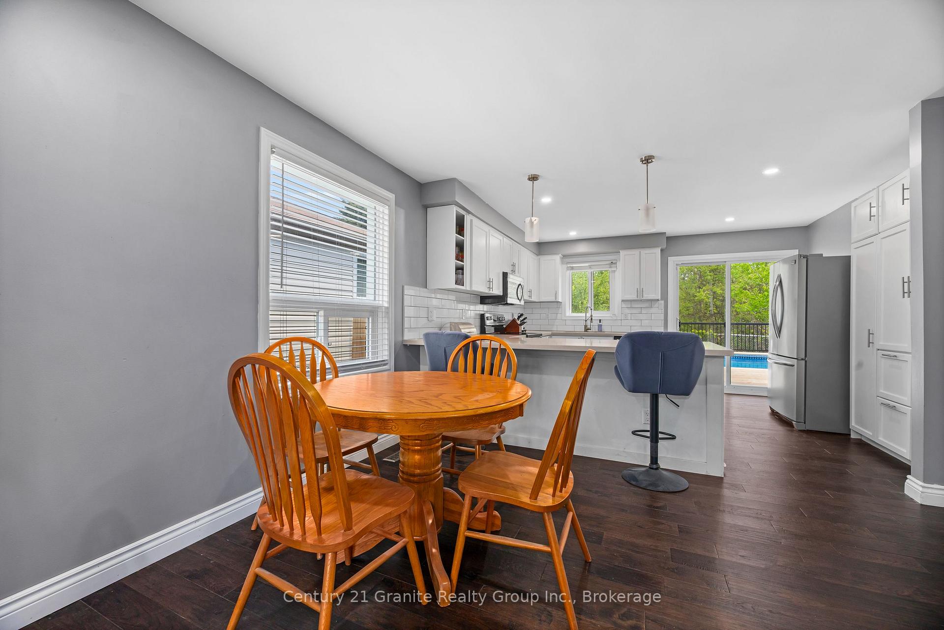Photo 9 of 692 Ewing Street, Cobourg — HOMEH