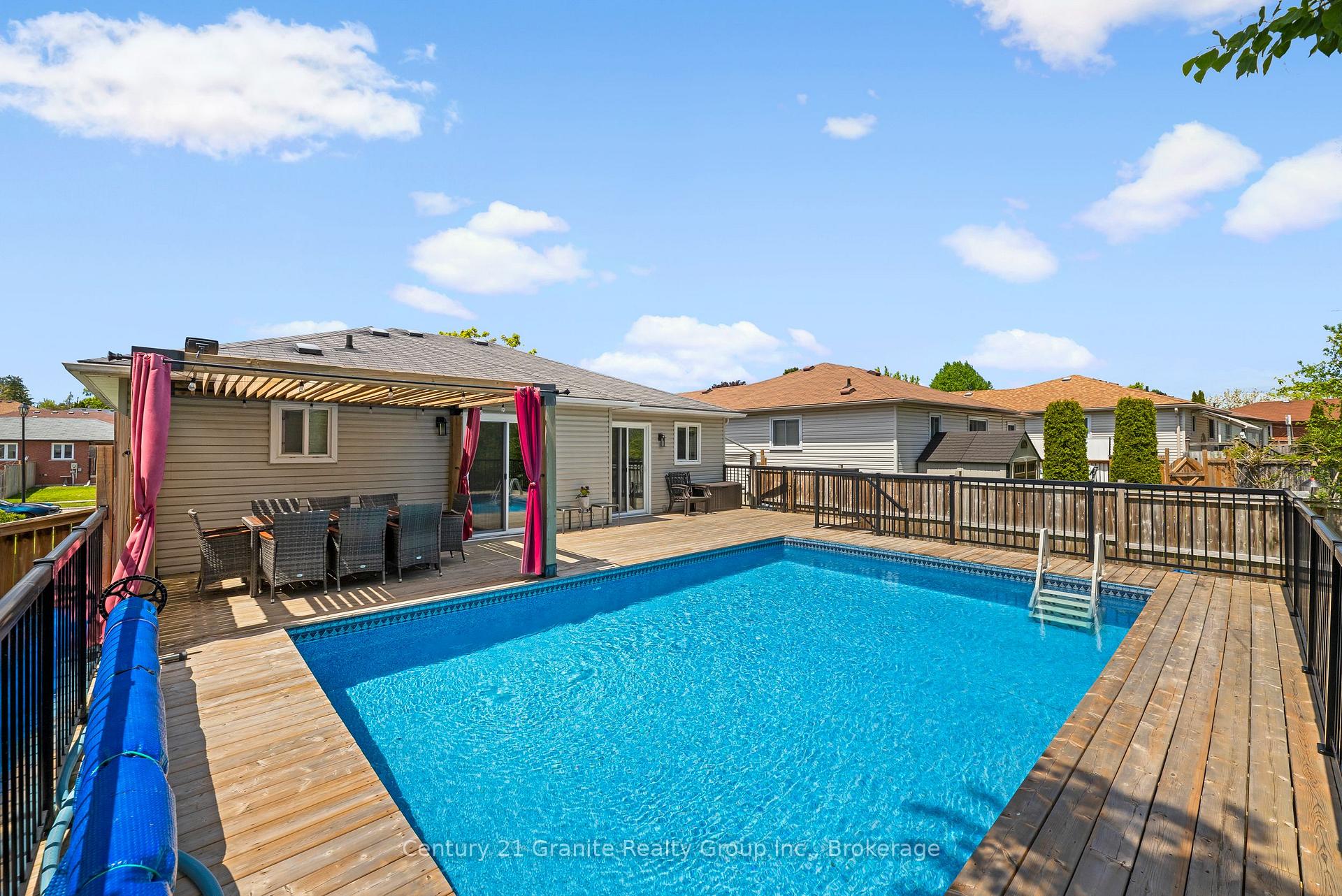 Photo 36 of 692 Ewing Street, Cobourg — HOMEH