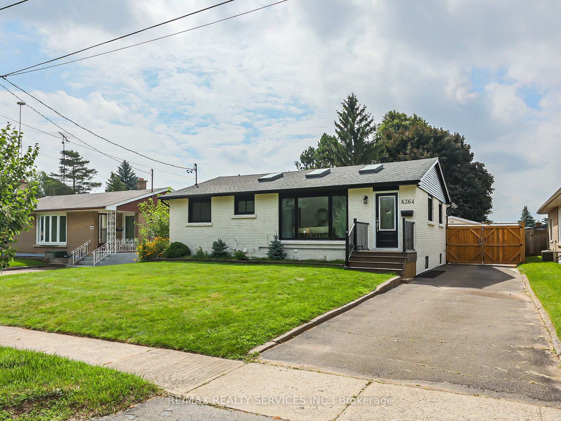 Front of 6364 Sherwood Road