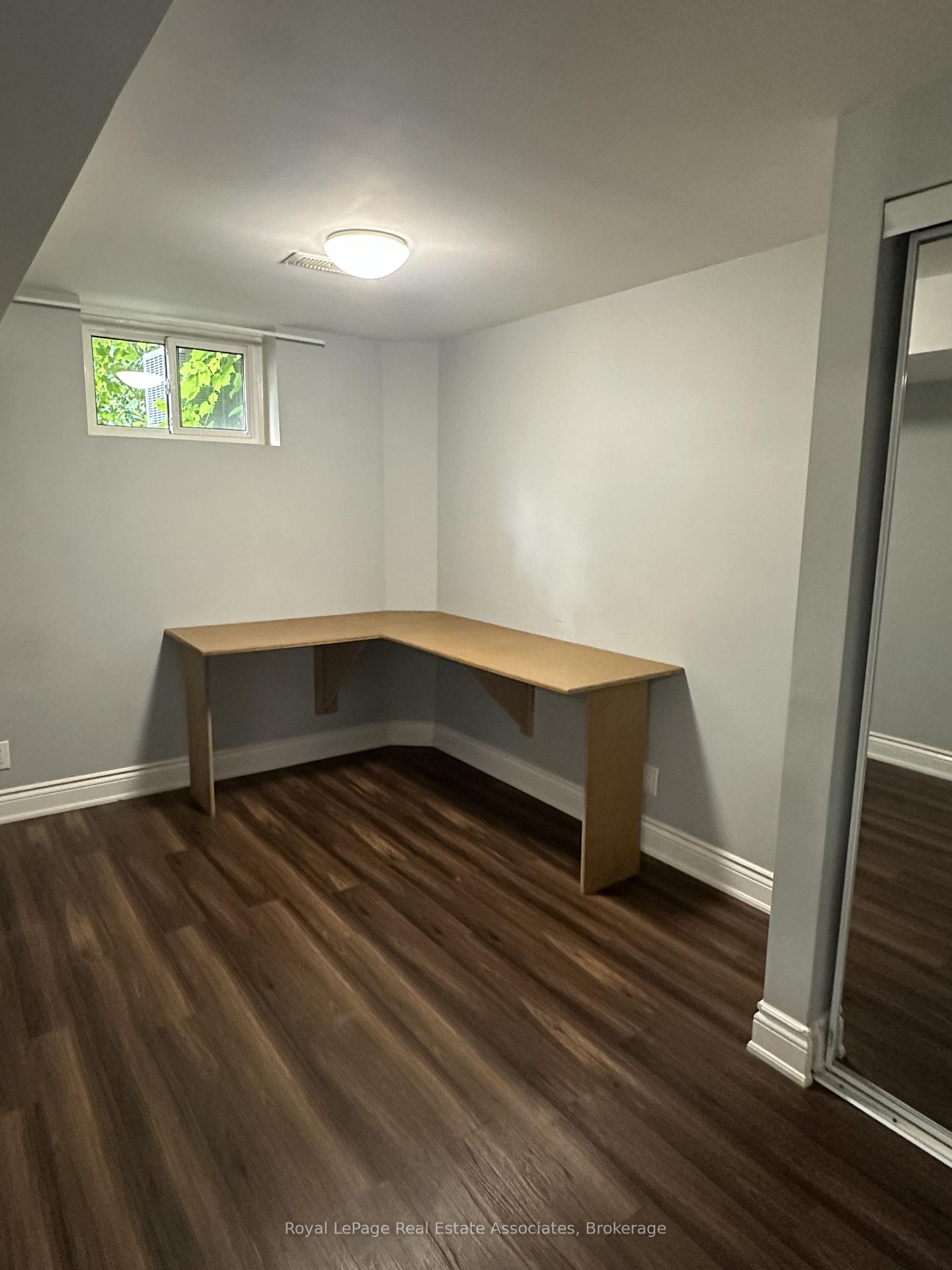 Photo 9 of Unit (Basement), 1590 Coram Crescent, Mississauga, Dixie — HOMEH