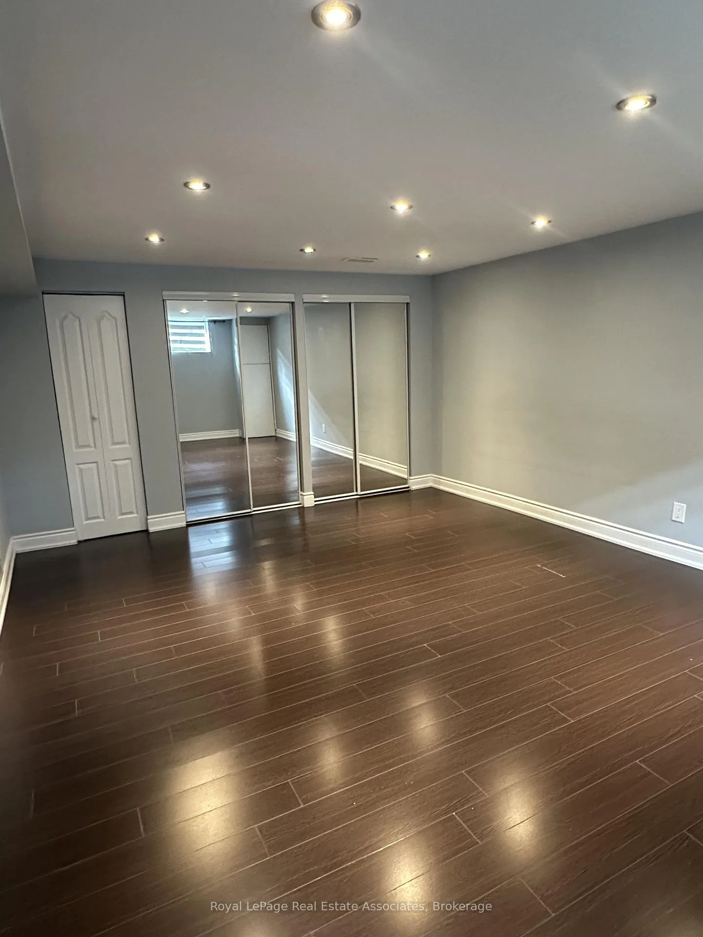 Photo 6 of Unit (Basement), 1590 Coram Crescent, Mississauga, Dixie — HOMEH