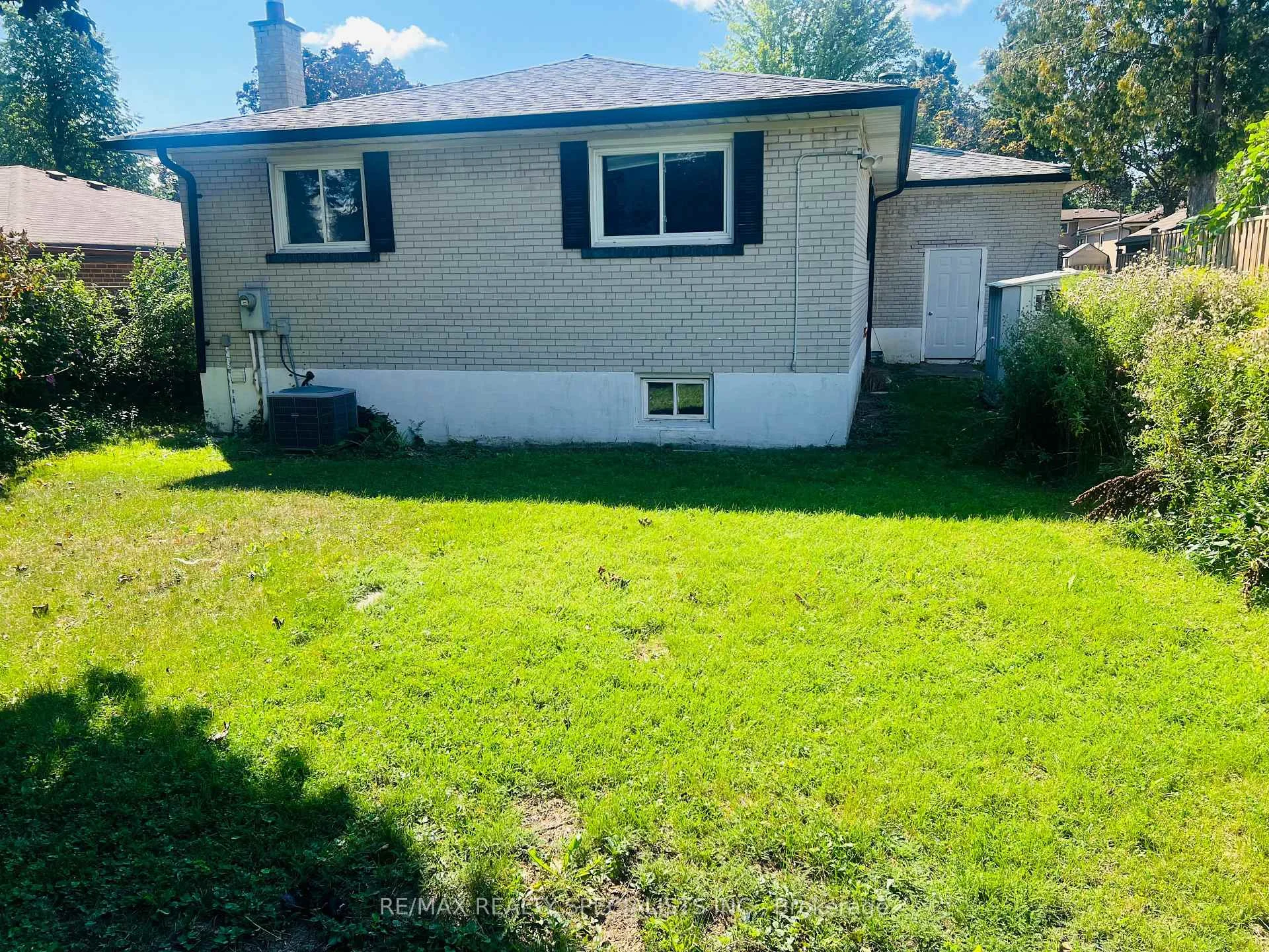 Photo 8 of 22 Griselda Crescent, Scarborough, Woburn — HOMEH