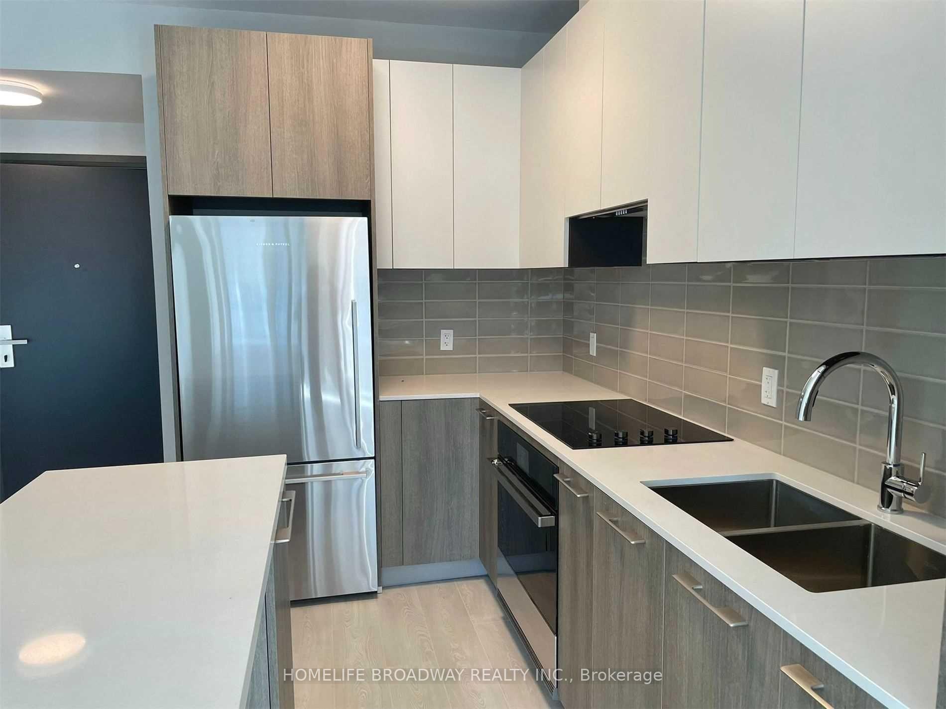 Photo 3 of Unit 802, 38 Water Walk Drive, Markham, Unionville — HOMEH