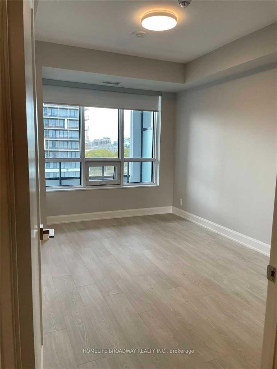 Photo 5 of Unit 802, 38 Water Walk Drive, Markham, Unionville — HOMEH