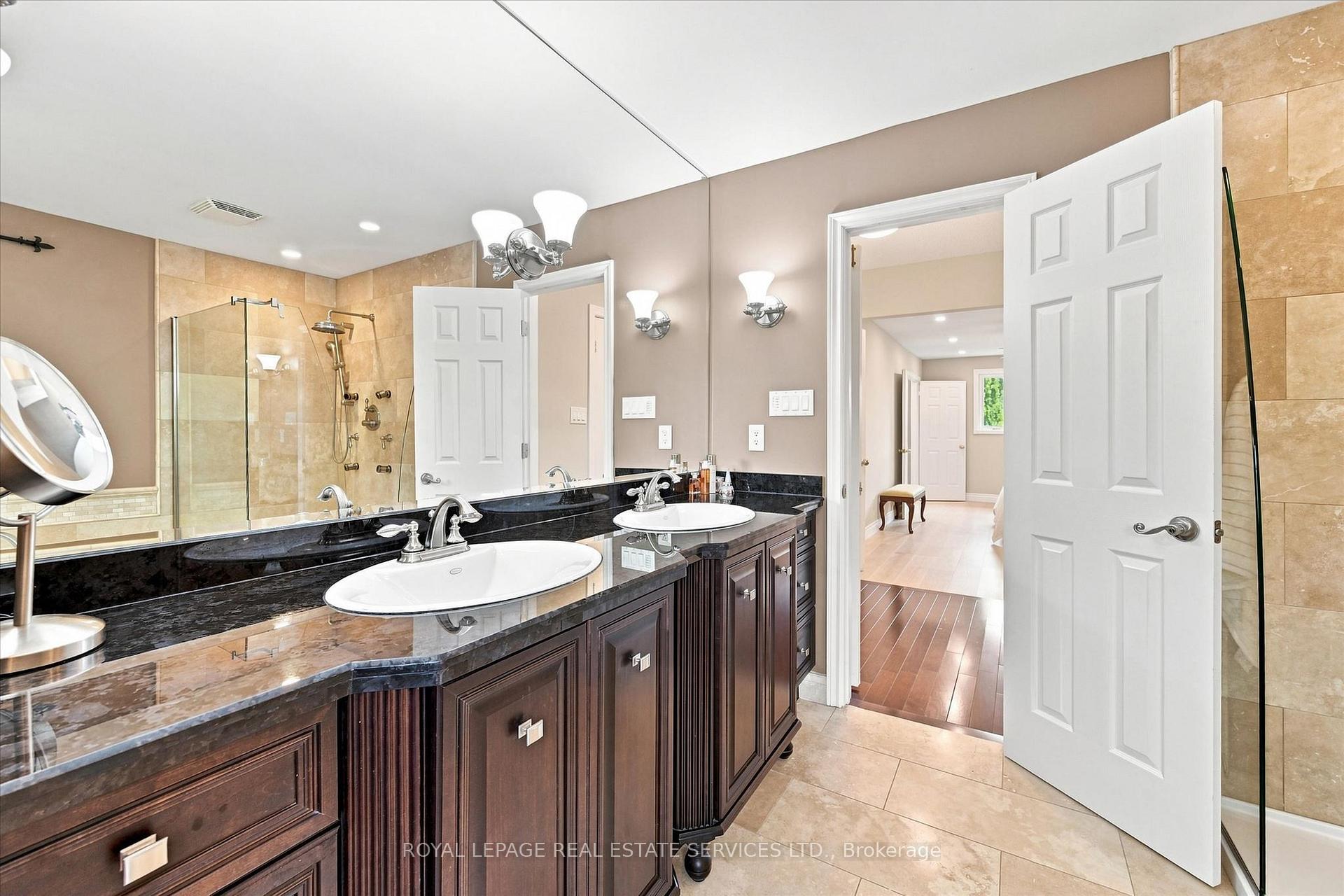 Photo 34 of 1512 Princeton Crescent, Oakville, College Park — HOMEH