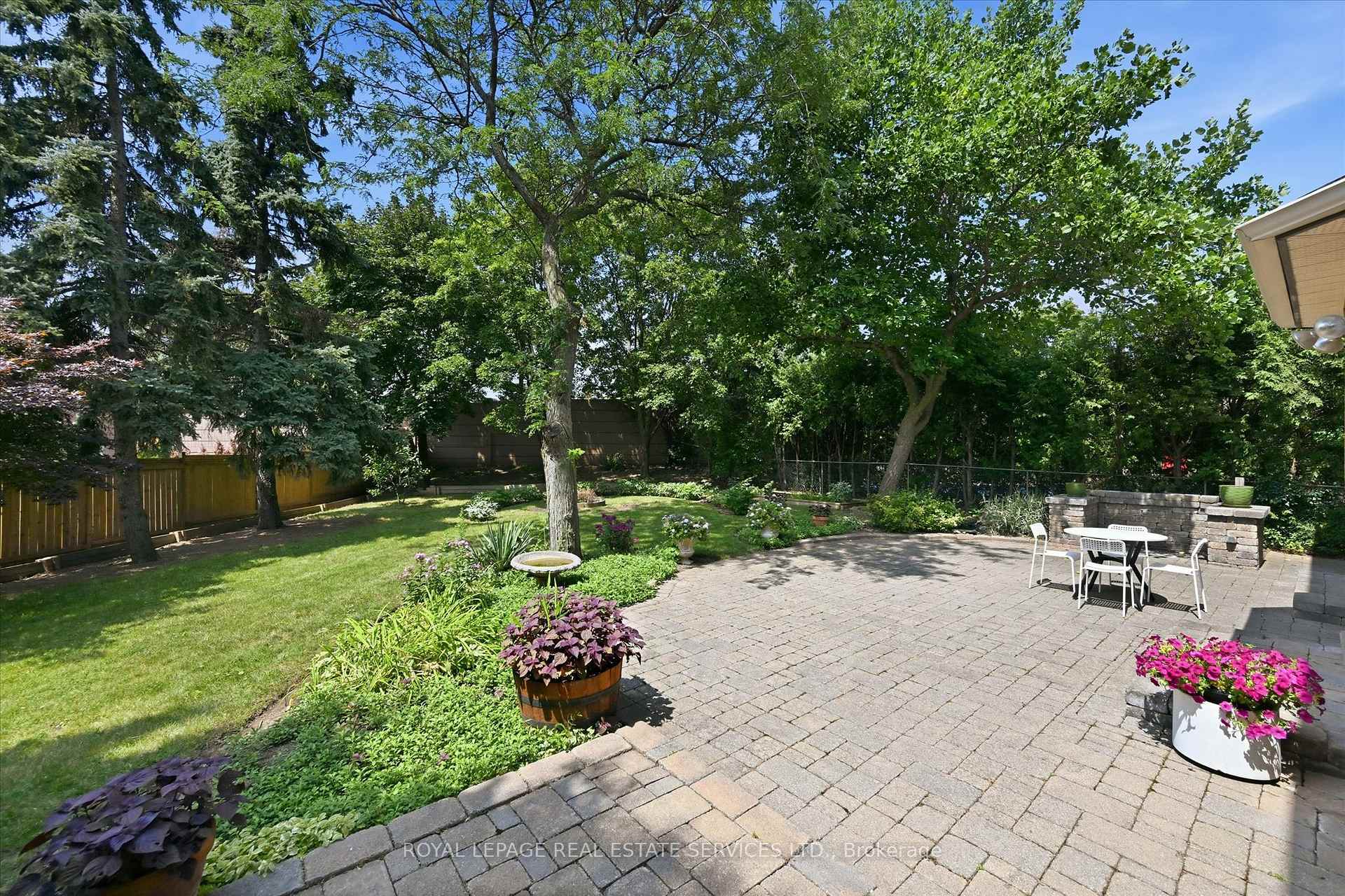 Photo 46 of 1512 Princeton Crescent, Oakville, College Park — HOMEH