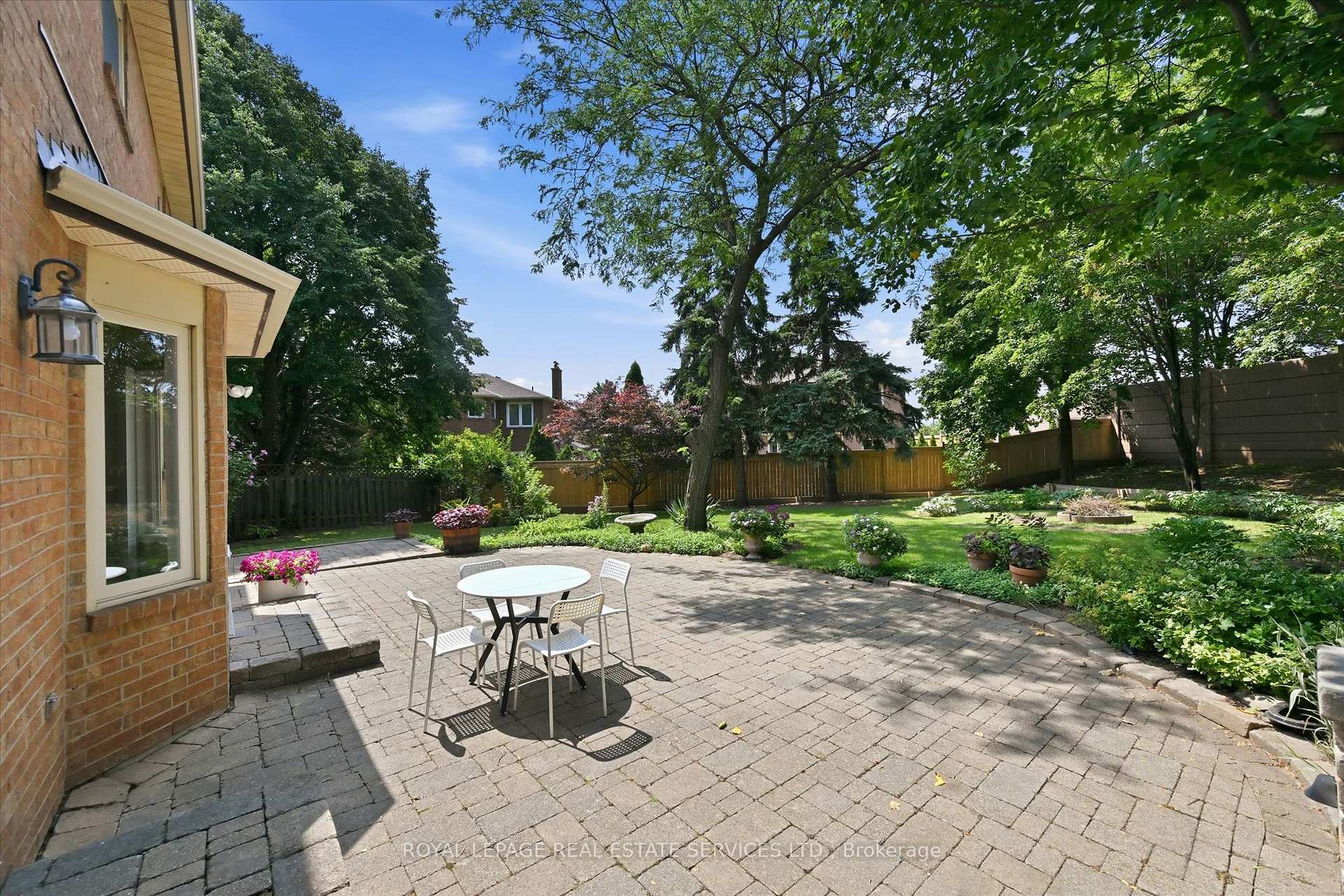 Photo 47 of 1512 Princeton Crescent, Oakville, College Park — HOMEH