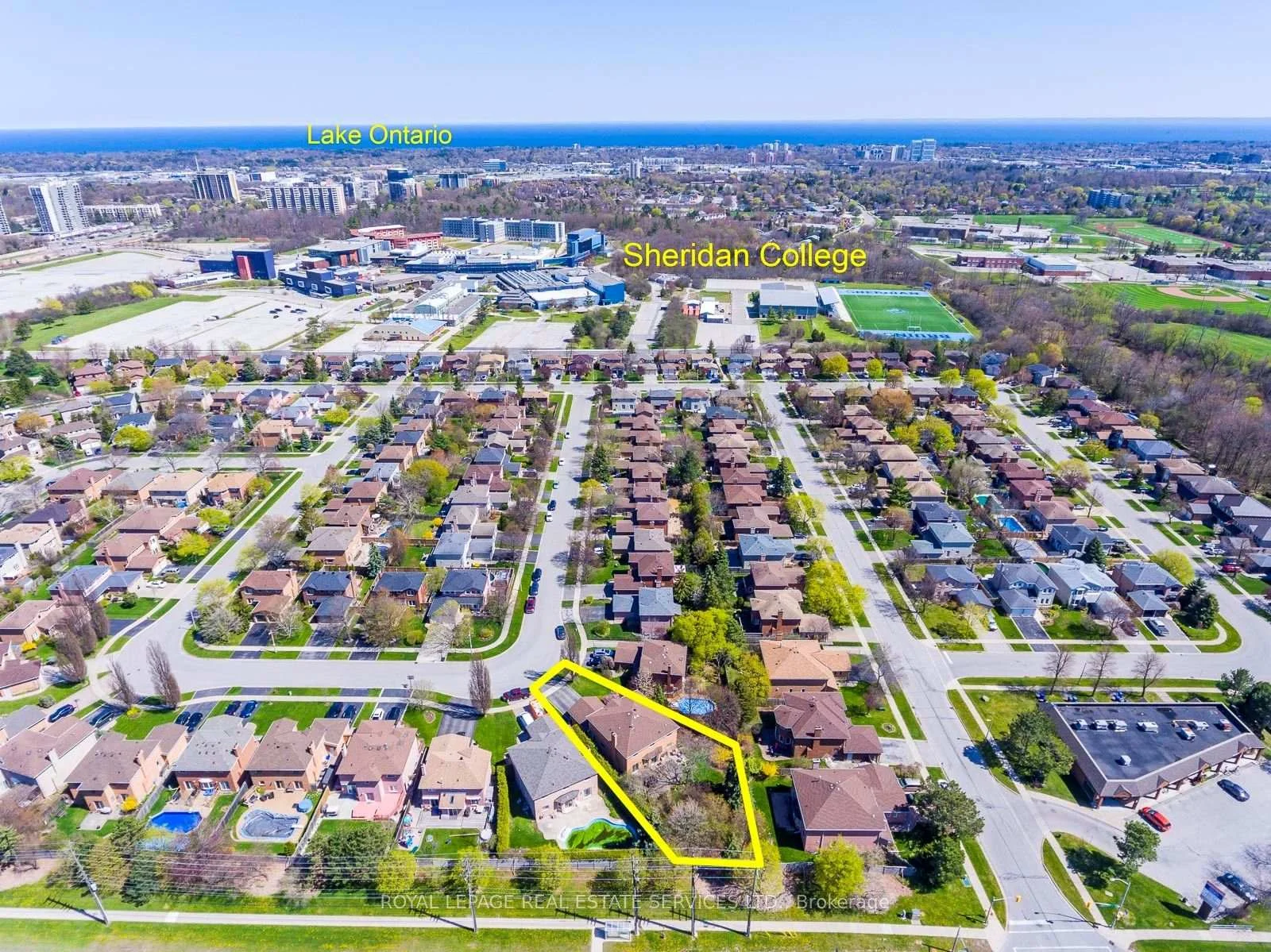 Photo 53 of 1512 Princeton Crescent, Oakville, College Park — HOMEH
