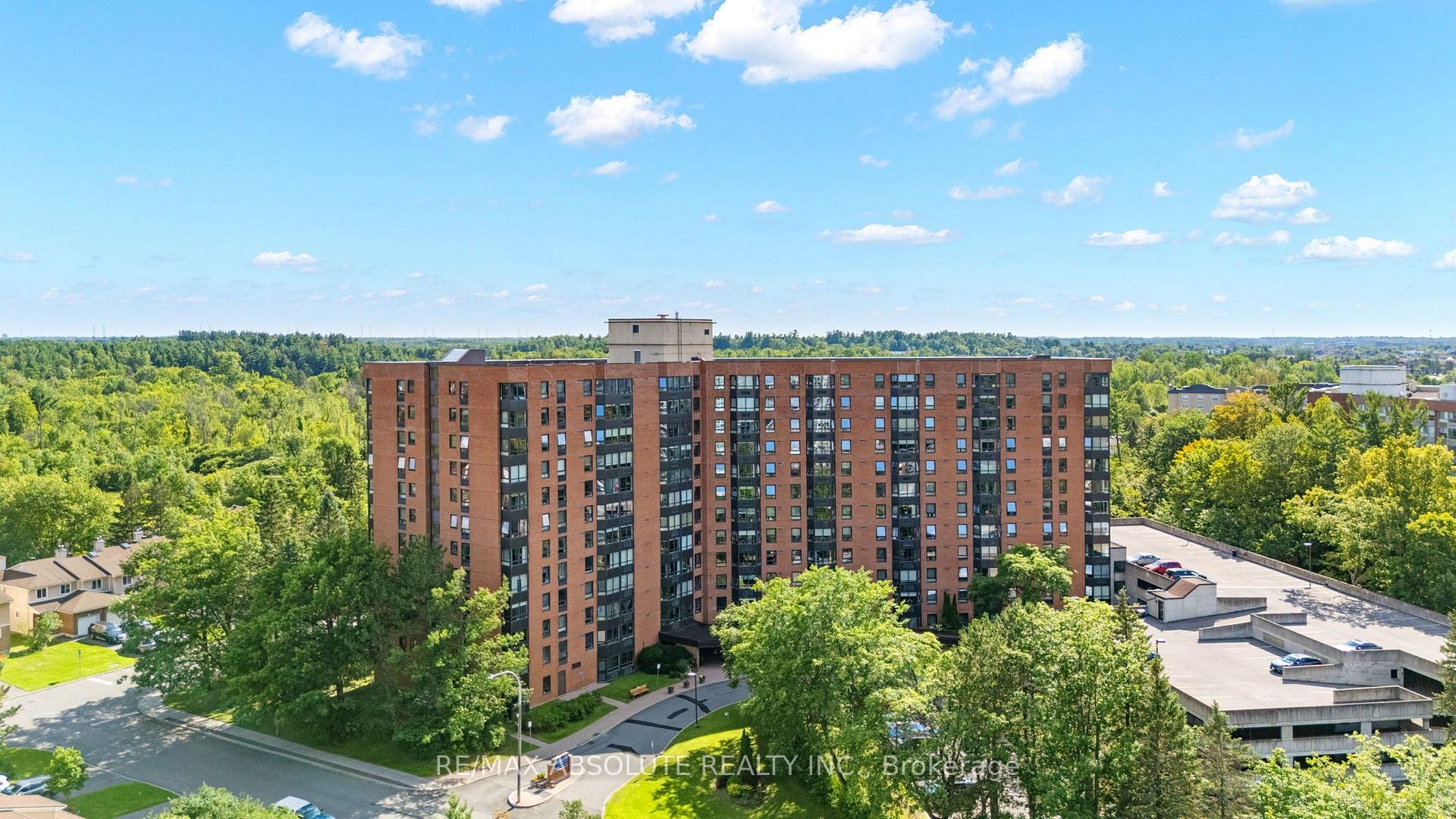 Photo 2 of Unit 1109, 80 Sandcastle Drive, Ottawa, Leslie Park — HOMEH