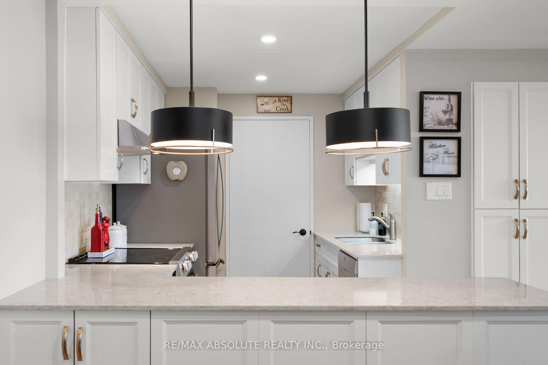 Photo 9 of Unit 1109, 80 Sandcastle Drive, Ottawa, Leslie Park — HOMEH