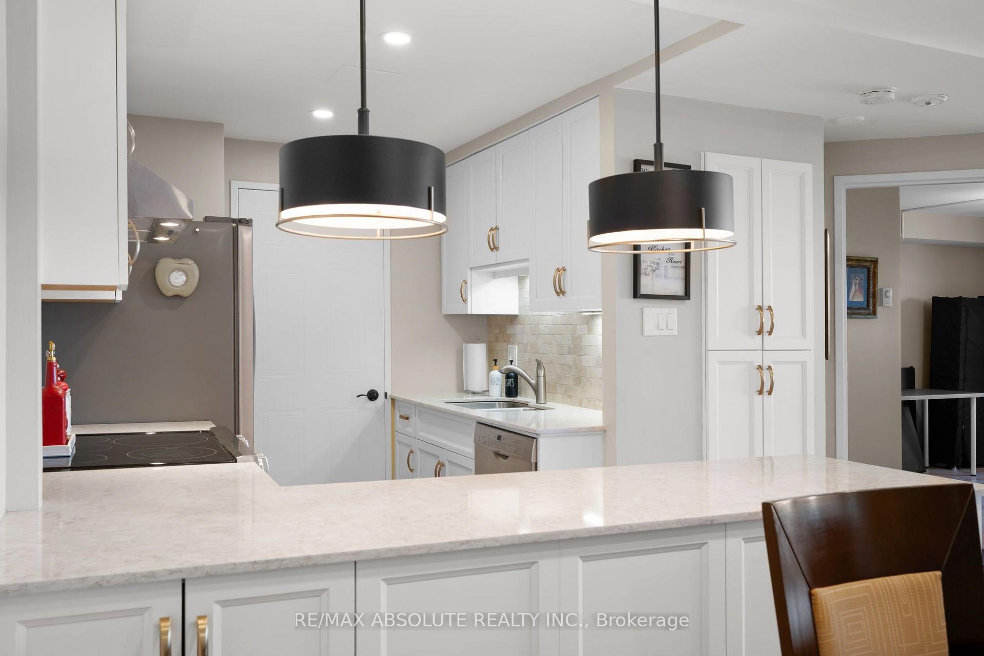 Photo 12 of Unit 1109, 80 Sandcastle Drive, Ottawa, Leslie Park — HOMEH