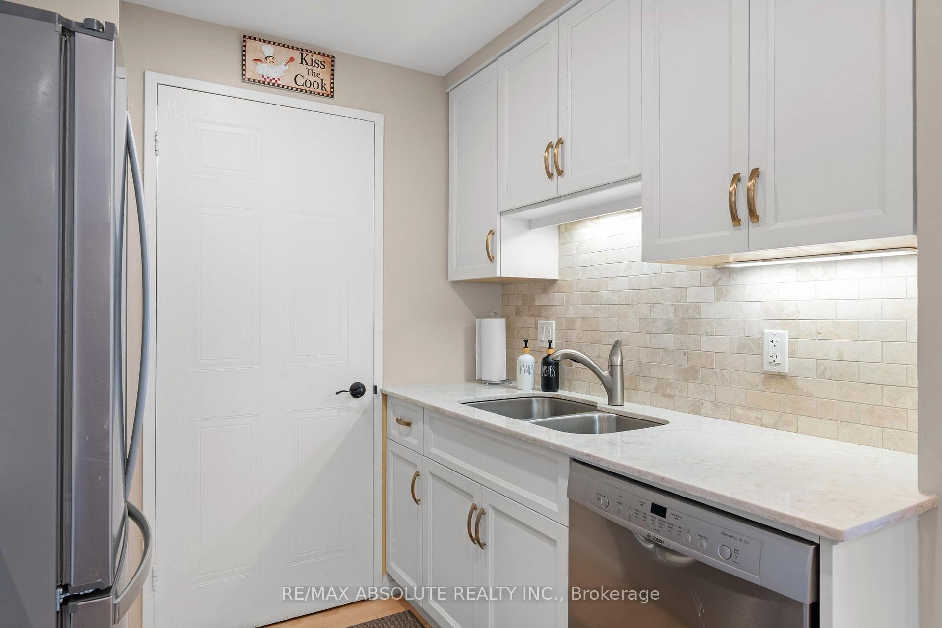 Photo 13 of Unit 1109, 80 Sandcastle Drive, Ottawa, Leslie Park — HOMEH