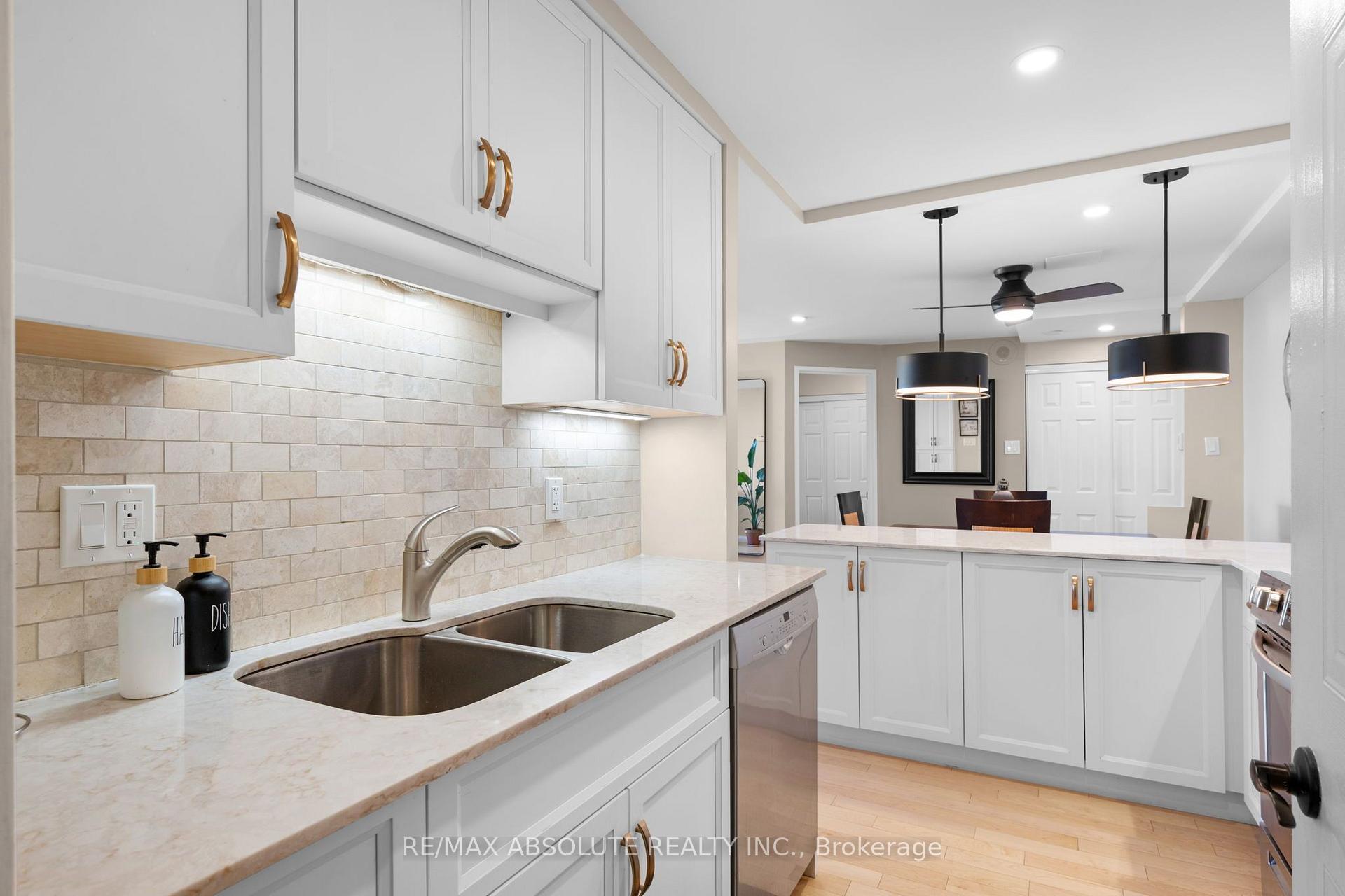 Photo 14 of Unit 1109, 80 Sandcastle Drive, Ottawa, Leslie Park — HOMEH