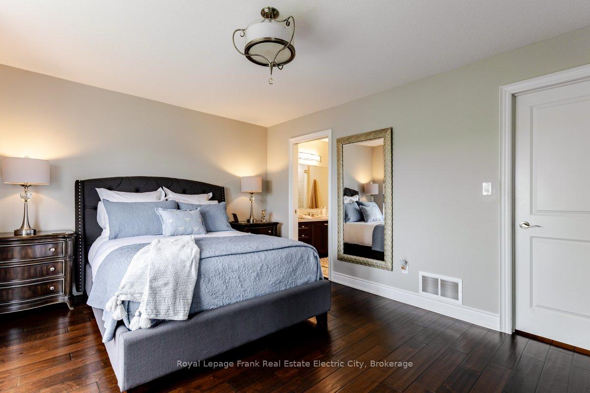Photo 15 of 519 Grange Way, Peterborough, Northcrest Ward 5 — HOMEH