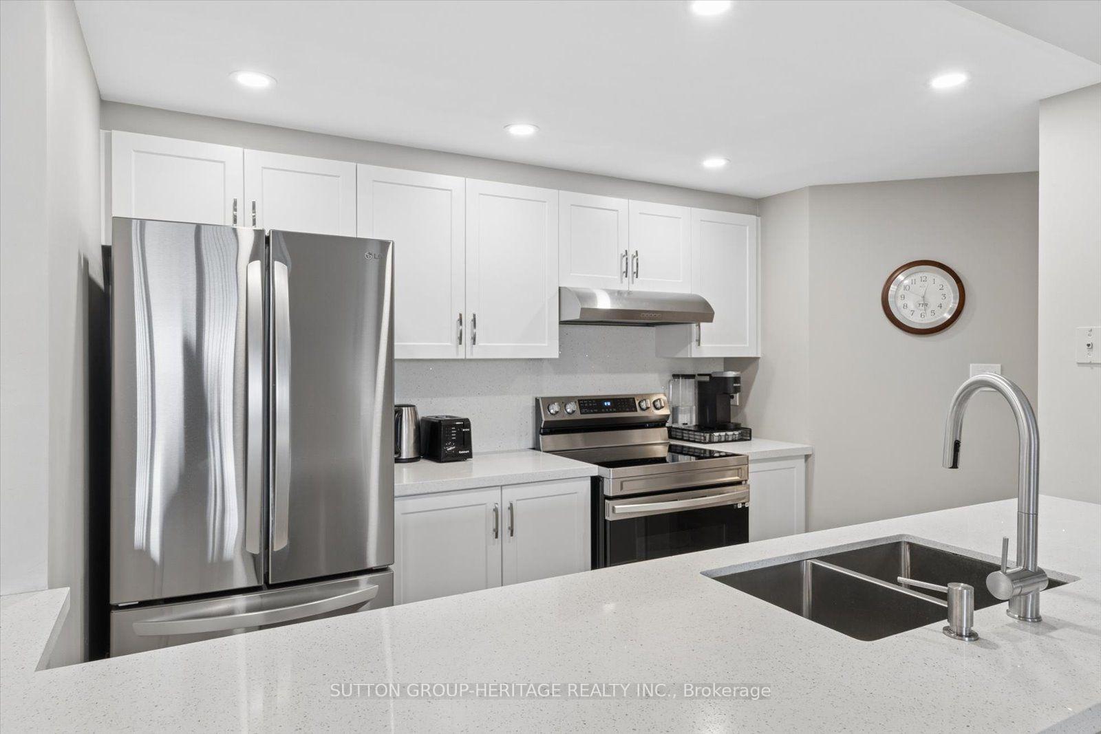 Photo 10 of Unit 615, 712 Rossland Road E, Whitby, Pringle Creek — HOMEH