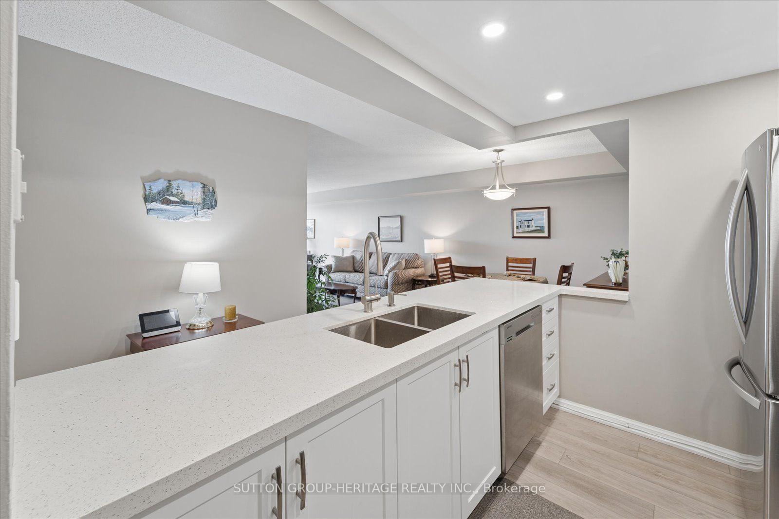 Photo 14 of Unit 615, 712 Rossland Road E, Whitby, Pringle Creek — HOMEH