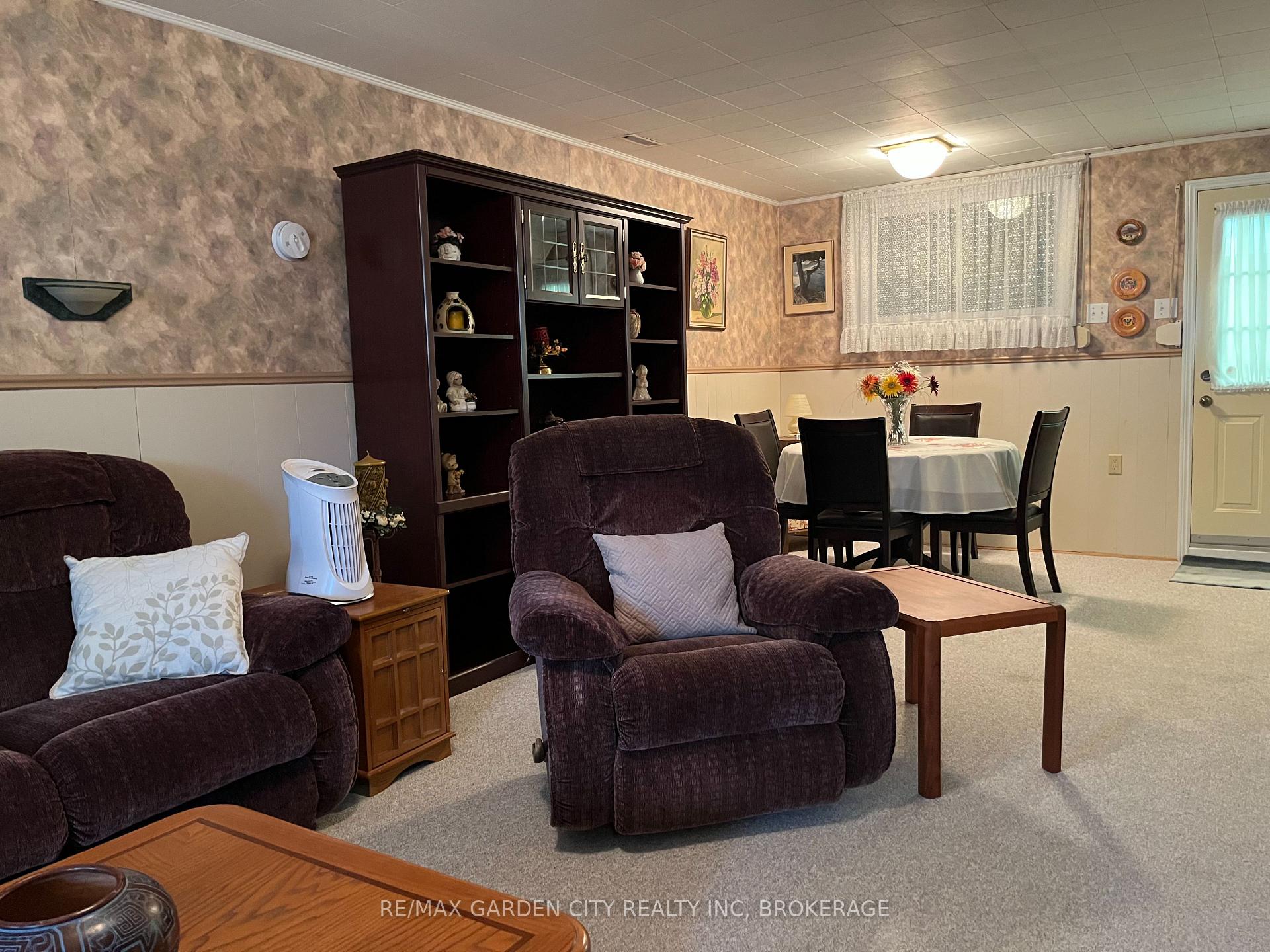 Photo 14 of 205 Rykert Street, St. Catharines, Rykert/Vansickle — HOMEH