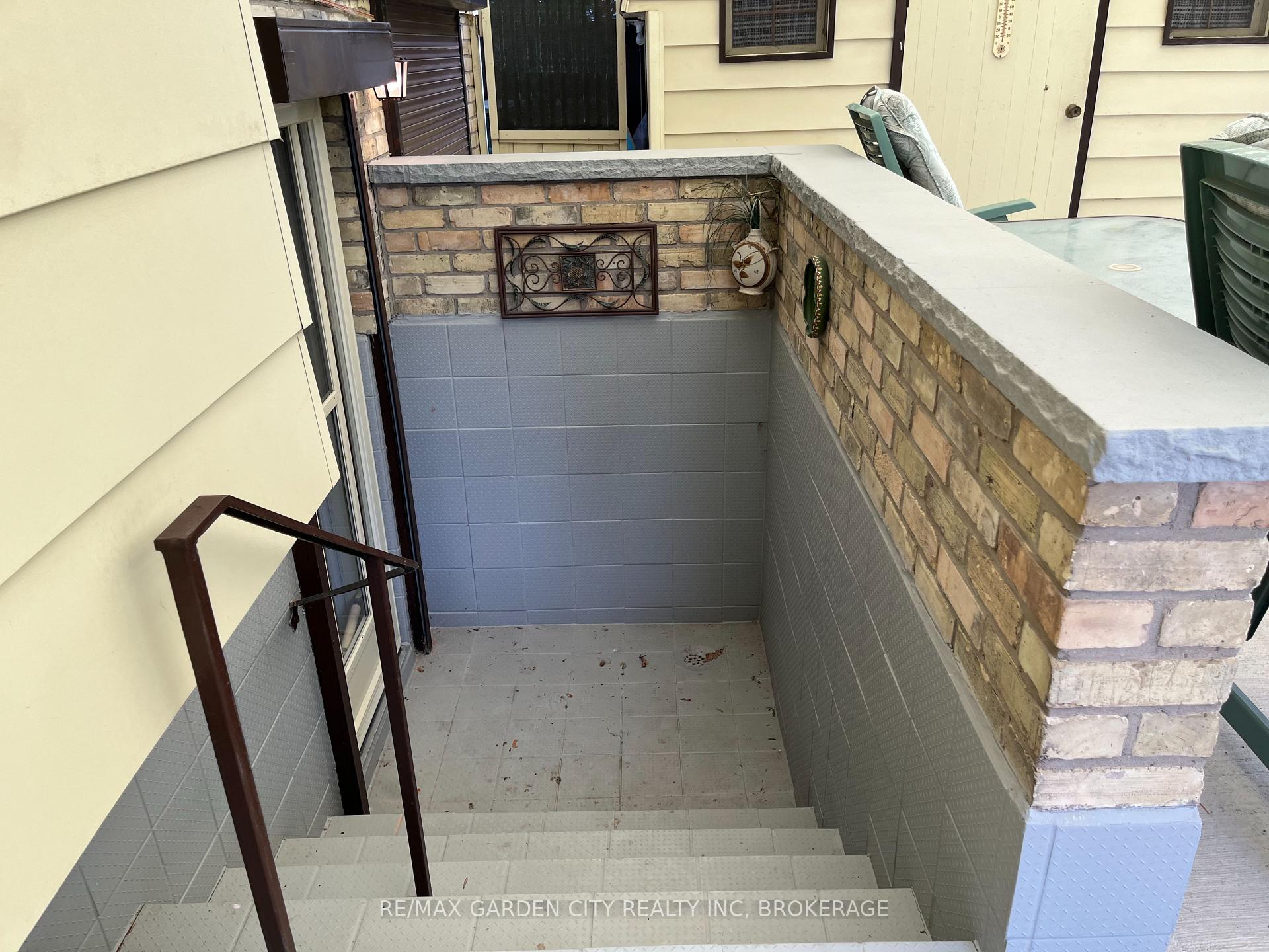 Photo 18 of 205 Rykert Street, St. Catharines, Rykert/Vansickle — HOMEH