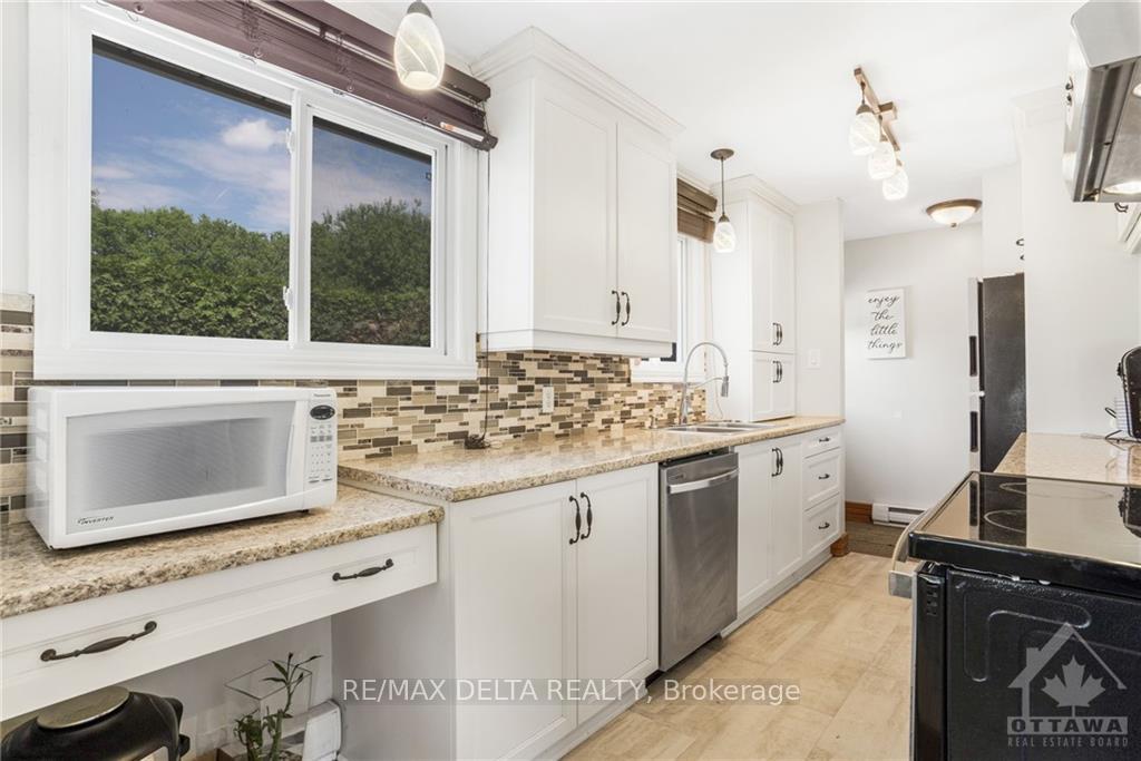 Photo 3 of 49 Bertha Street, Champlain, Vankleek Hill — HOMEH