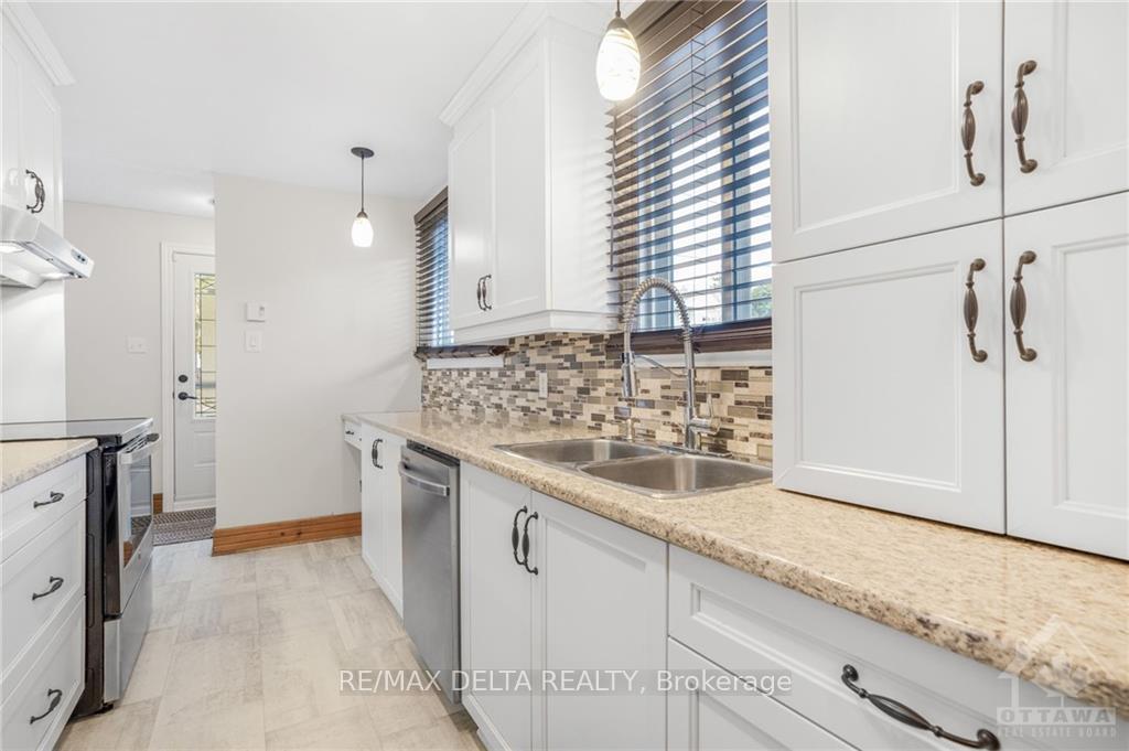 Photo 5 of 49 Bertha Street, Champlain, Vankleek Hill — HOMEH