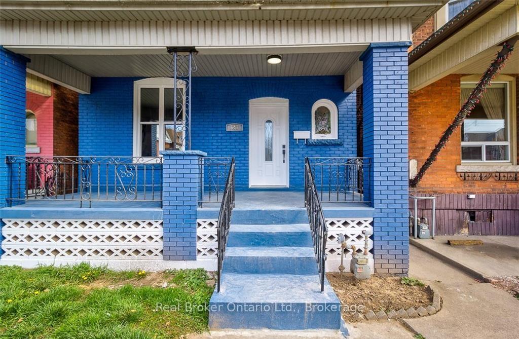 Photo 4 of 647 Wilson Street, Hamilton, Gibson — HOMEH