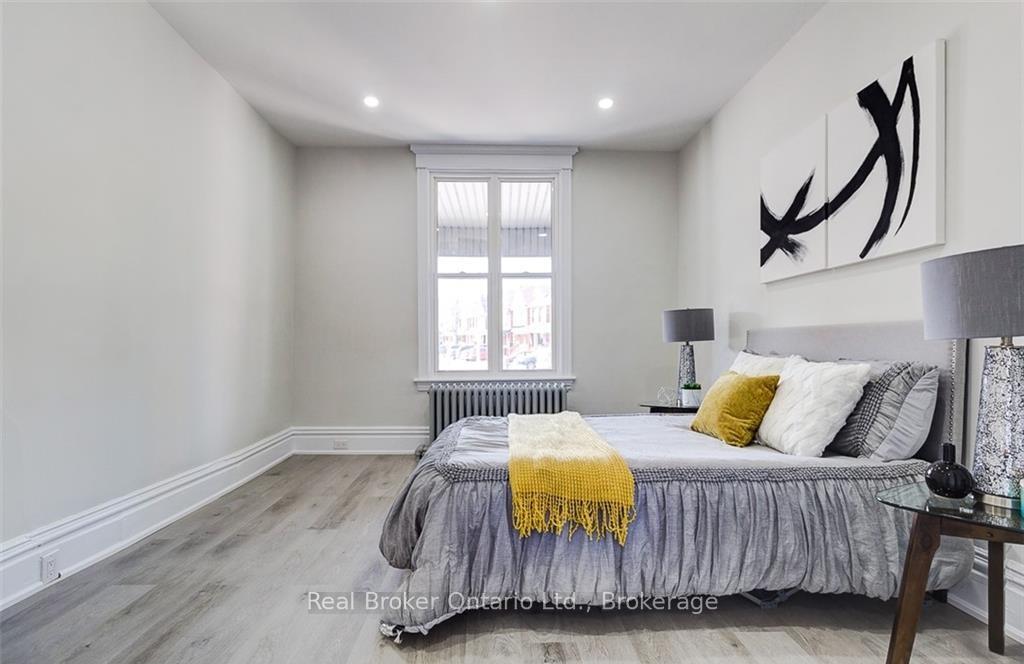 Photo 14 of 647 Wilson Street, Hamilton, Gibson — HOMEH