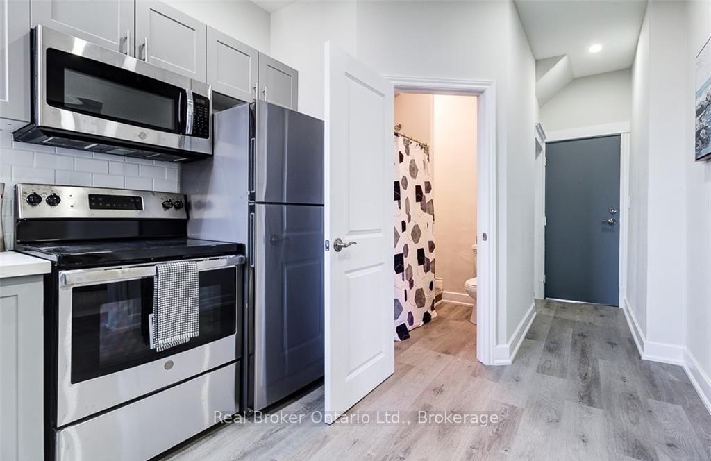 Photo 17 of 647 Wilson Street, Hamilton, Gibson — HOMEH
