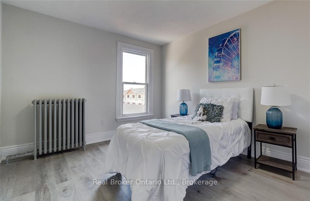 Photo 24 of 647 Wilson Street, Hamilton, Gibson — HOMEH
