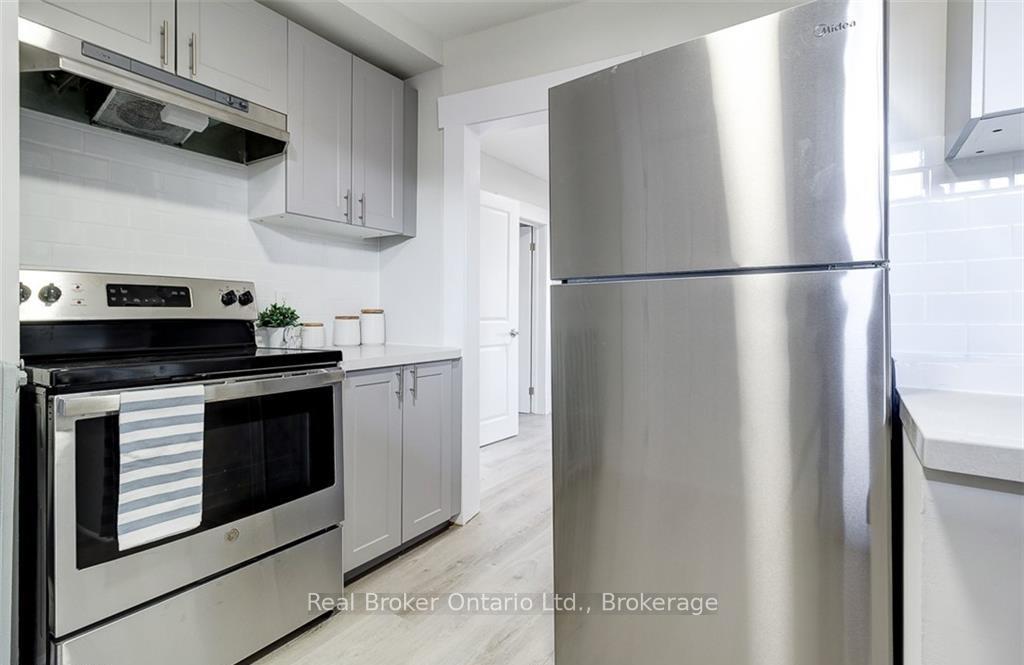 Photo 30 of 647 Wilson Street, Hamilton, Gibson — HOMEH