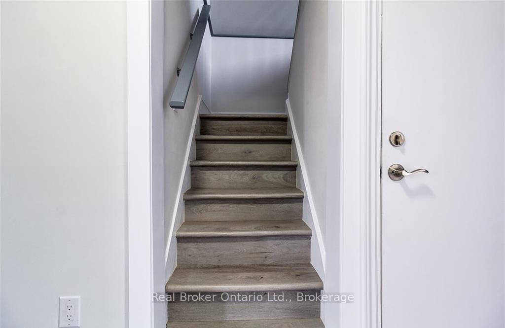 Photo 33 of 647 Wilson Street, Hamilton, Gibson — HOMEH