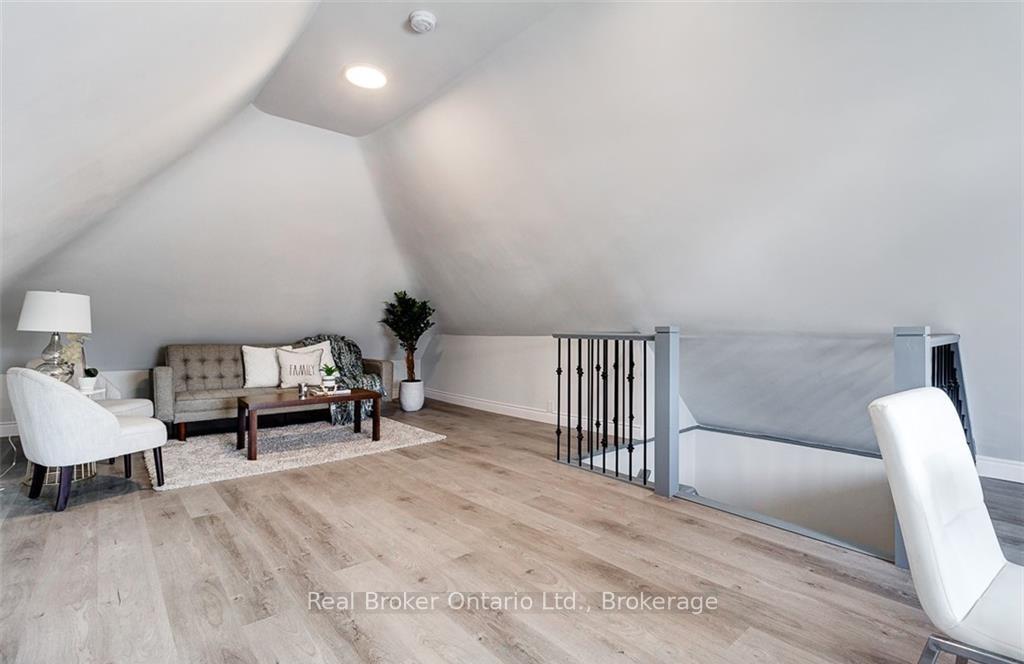 Photo 35 of 647 Wilson Street, Hamilton, Gibson — HOMEH