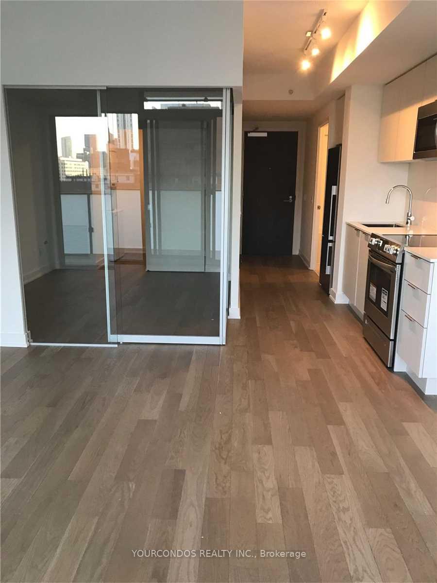 Photo 3 of Unit 1114, 25 Richmond Street E, Toronto, Church-Yonge Corridor — HOMEH
