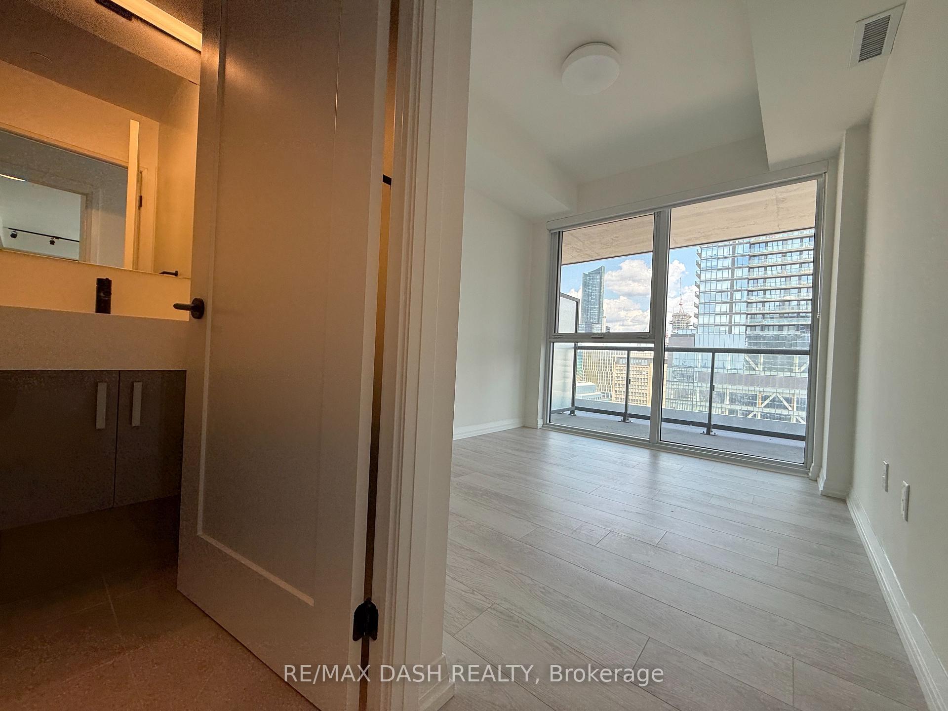 Photo 15 of Unit 2505, 280 Dundas Street W, Toronto, University — HOMEH