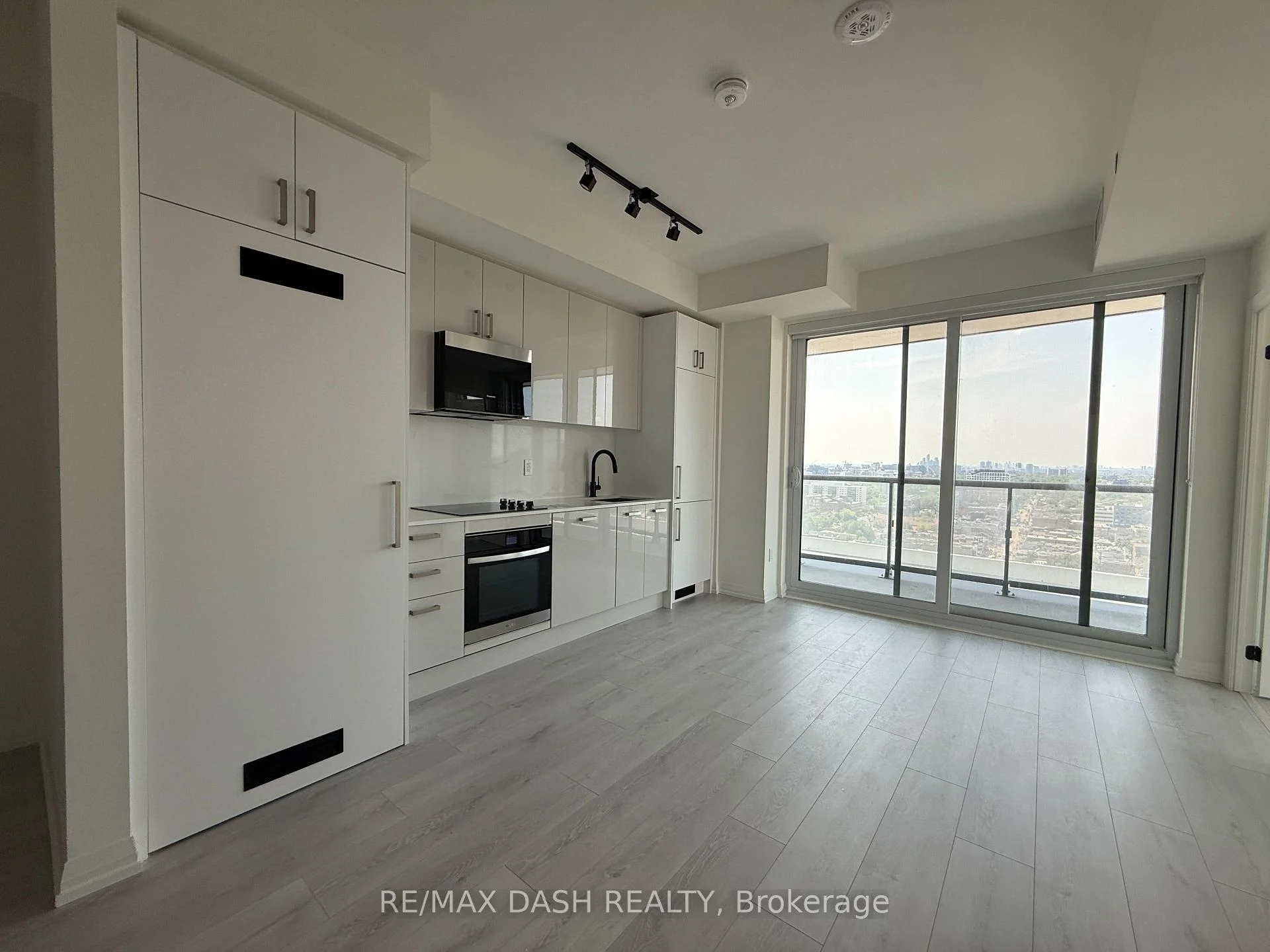 Photo 10 of Unit 2505, 280 Dundas Street W, Toronto, University — HOMEH