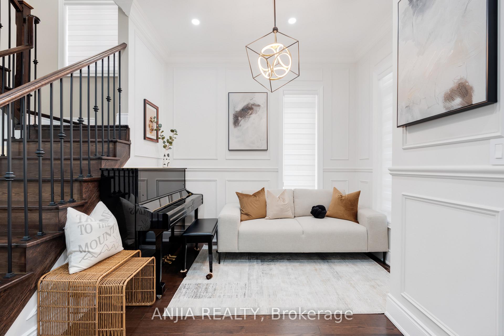 Photo 3 of 9 Mario Avenue, Markham, Cachet — HOMEH