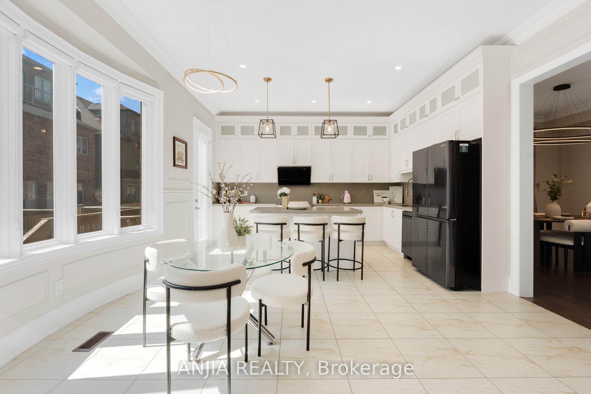 Photo 9 of 9 Mario Avenue, Markham, Cachet — HOMEH