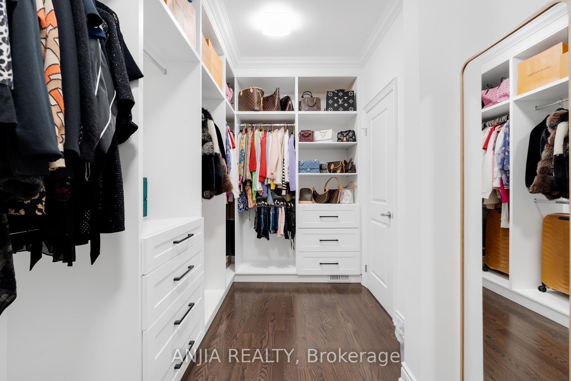 Photo 21 of 9 Mario Avenue, Markham, Cachet — HOMEH