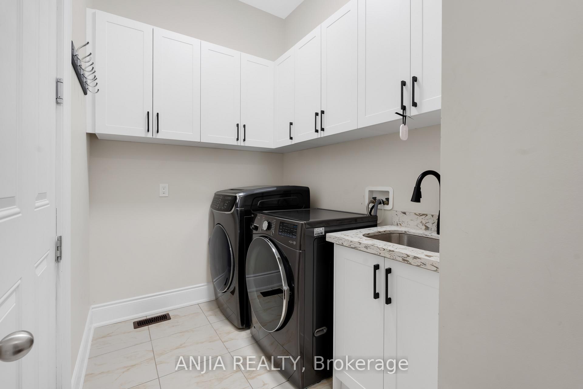Photo 36 of 9 Mario Avenue, Markham, Cachet — HOMEH