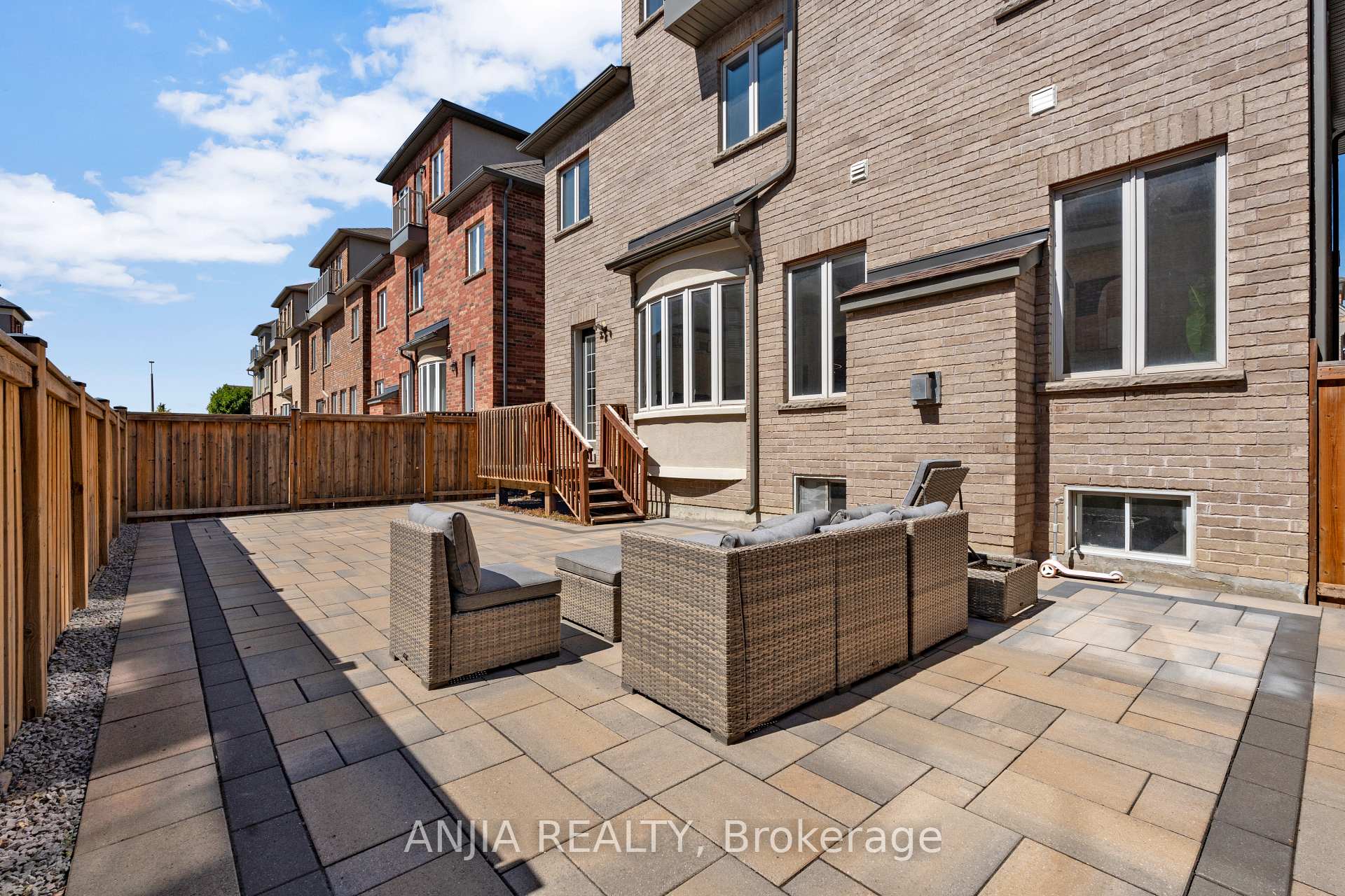 Photo 41 of 9 Mario Avenue, Markham, Cachet — HOMEH