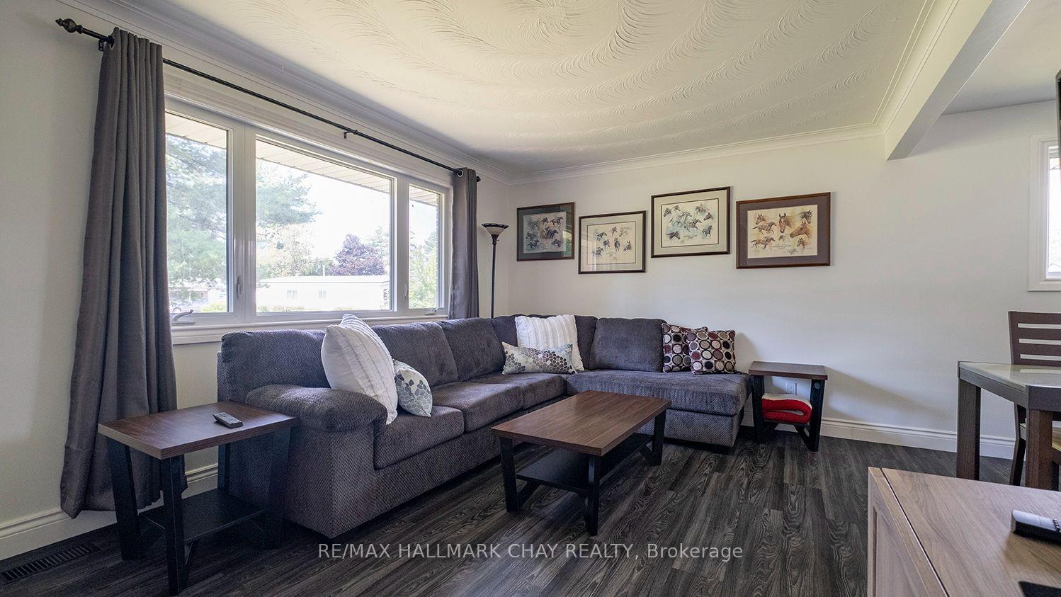 Photo 10 of 29 Lee Avenue, Essa, Angus — HOMEH