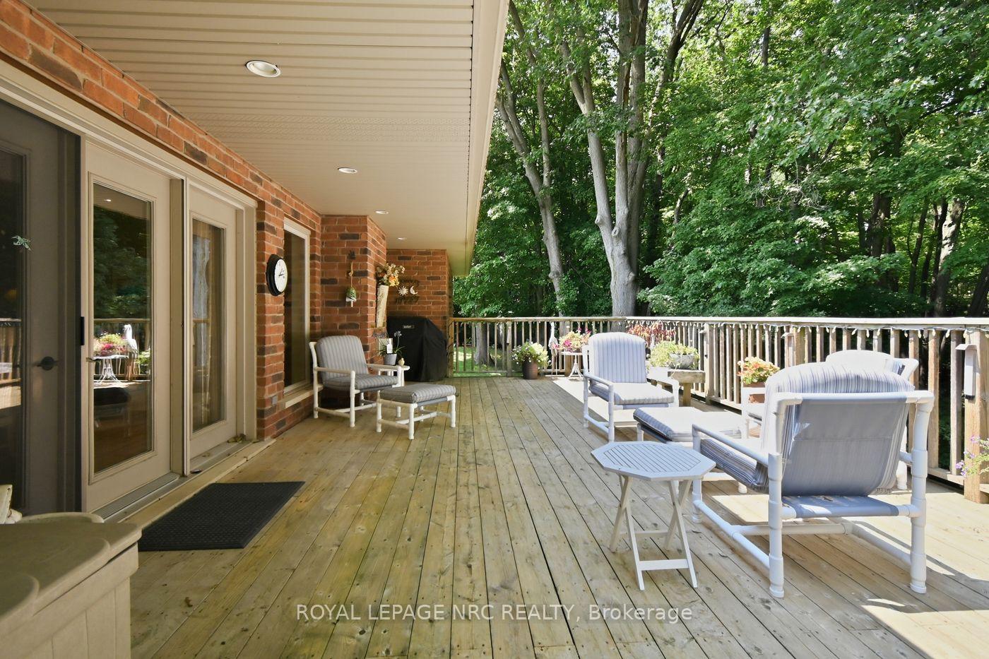 Photo 23 of 79 Cherry Ridge Boulevard, Pelham, Fenwick — HOMEH