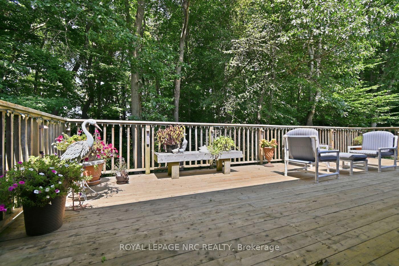Photo 24 of 79 Cherry Ridge Boulevard, Pelham, Fenwick — HOMEH